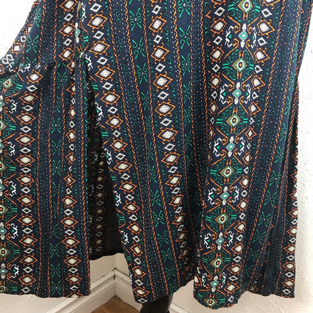 I. Madeline Midi Dress Aztec Print - Picture 5 of 11
